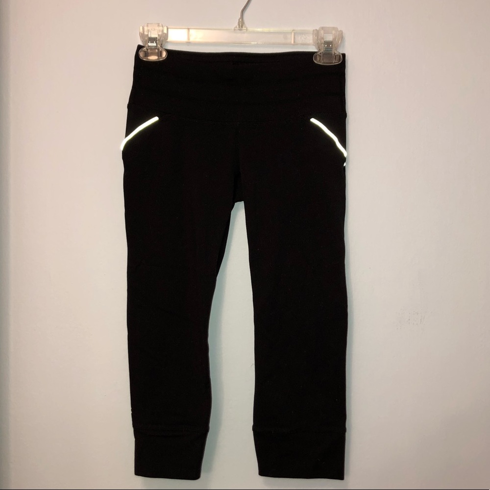 Athleta Cropped Leggings